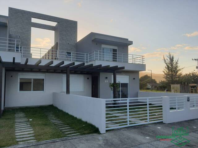 #286 - Casa para Venda em Garopaba - SC
