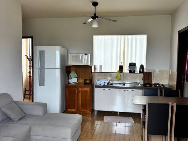 #381 - Apartamento para Locação em Garopaba - SC