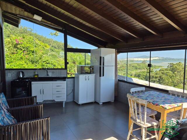 Casa para Venda em Imbituba - 5