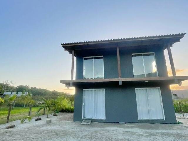 #345 - Apartamento para Venda em Garopaba - SC